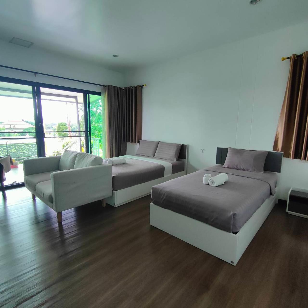 River Valley Resort แอทน่าน Esterno foto