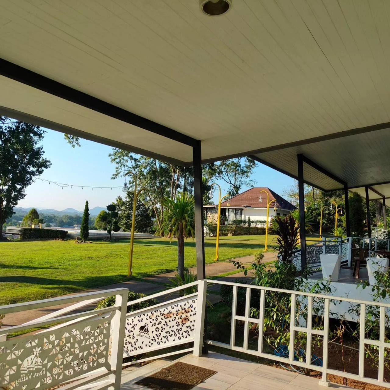 River Valley Resort แอทน่าน Esterno foto